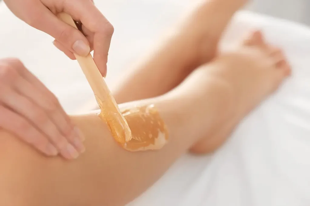 shugaring paste application